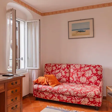 Apartamento Lorenzo By Interhome